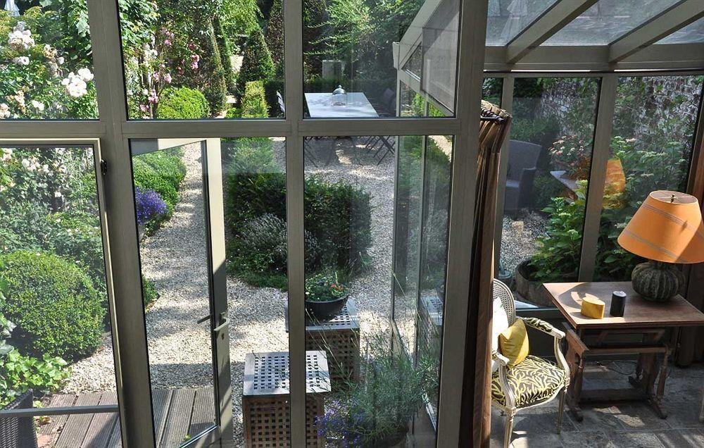 B&B Un Jardin En Ville Saint-Gilles Екстериор снимка