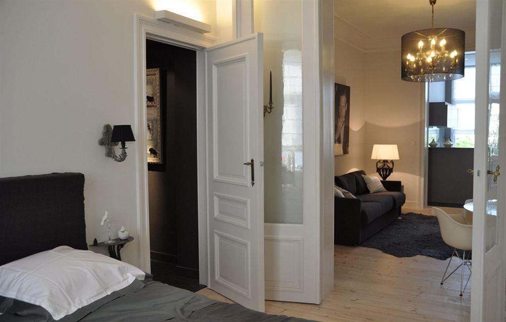B&B Un Jardin En Ville Saint-Gilles Екстериор снимка