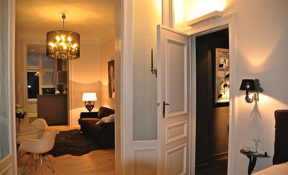 B&B Un Jardin En Ville Saint-Gilles Екстериор снимка